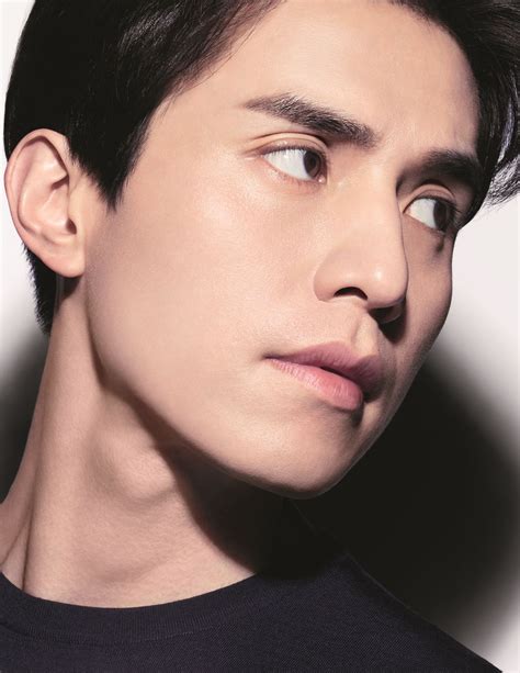 lee dong wook boy de chanel cosmopolitan|Chanel debuts Boy de Chanel, a makeup line for men .